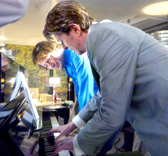 Clifford Slapper and David Bowie together at the piano on the set of Extras RayBurmiston