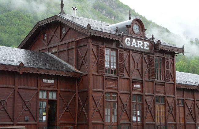 Cauterets Hotel du Lion d'Or Gare