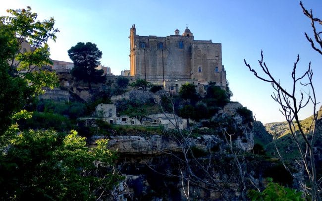 Sextantia Le Grotte della Civita