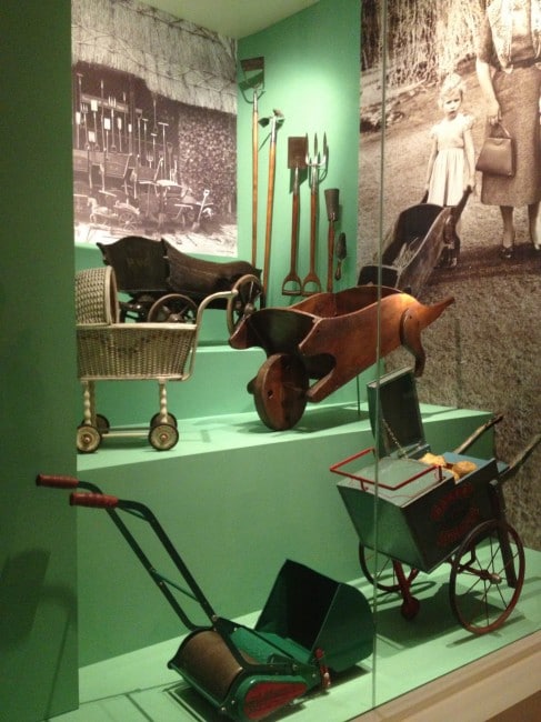 Royal Childhood - Buckingham Palace, London