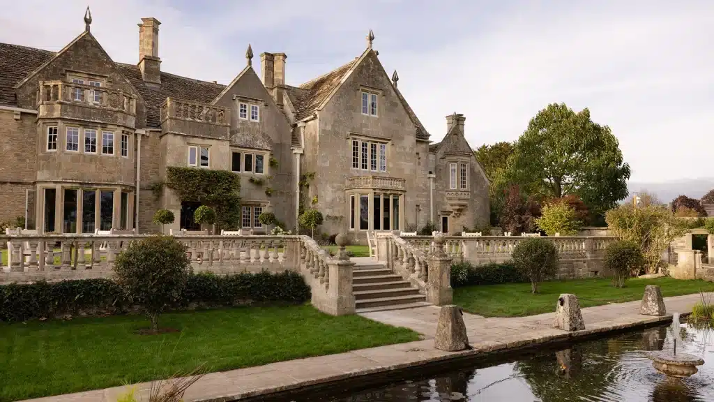 exterior-2-woolley-grange-uk-february-2026-pr.jpg-1024x576.webp